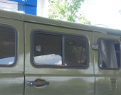 Окно раздвижное УАЗ-452 двери салона